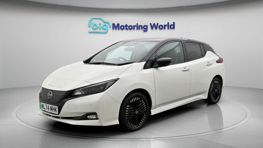 Nissan Leaf Tekna White #3