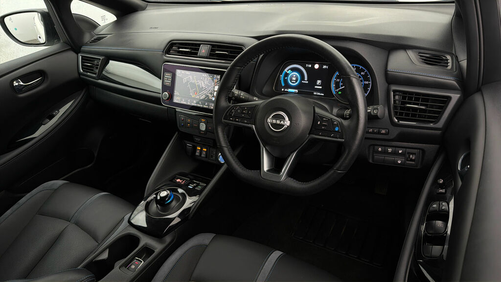 Nissan Leaf 110Kw N-connecta 39Kwh #9