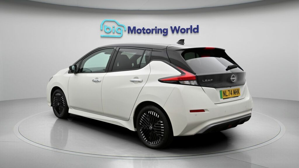 Nissan Leaf Tekna White #5