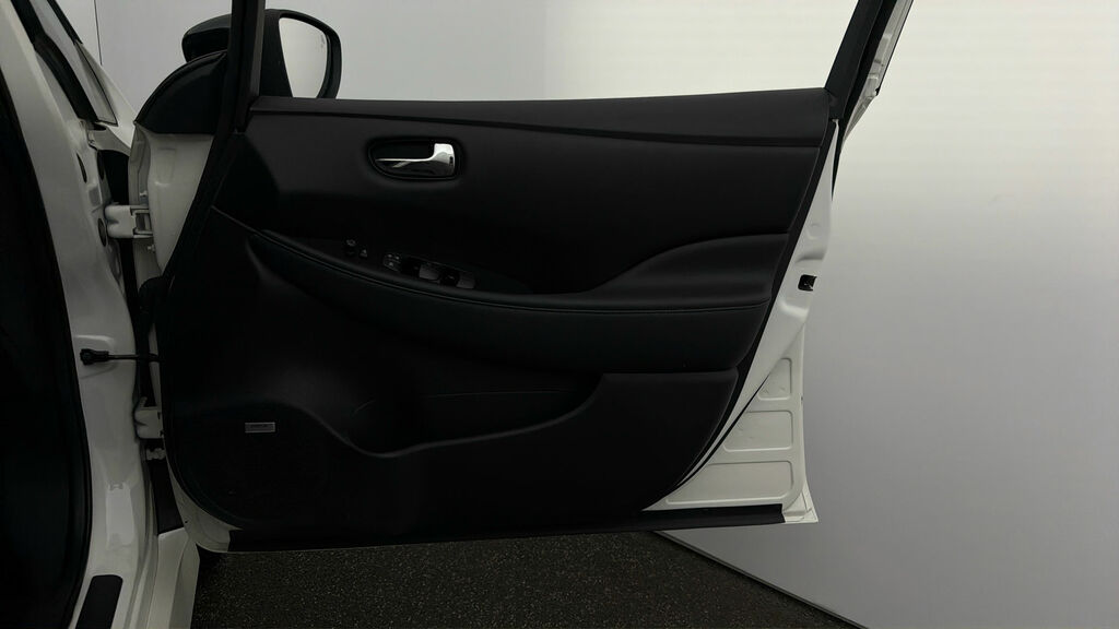 Nissan Leaf 110Kw N-connecta 39Kwh #14