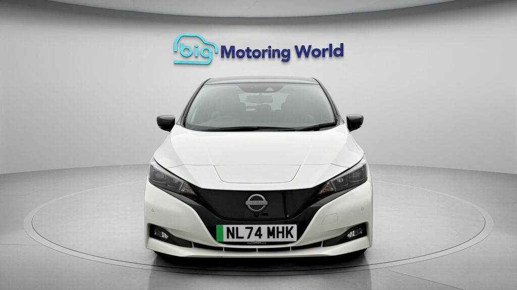 Nissan Leaf Tekna White #2
