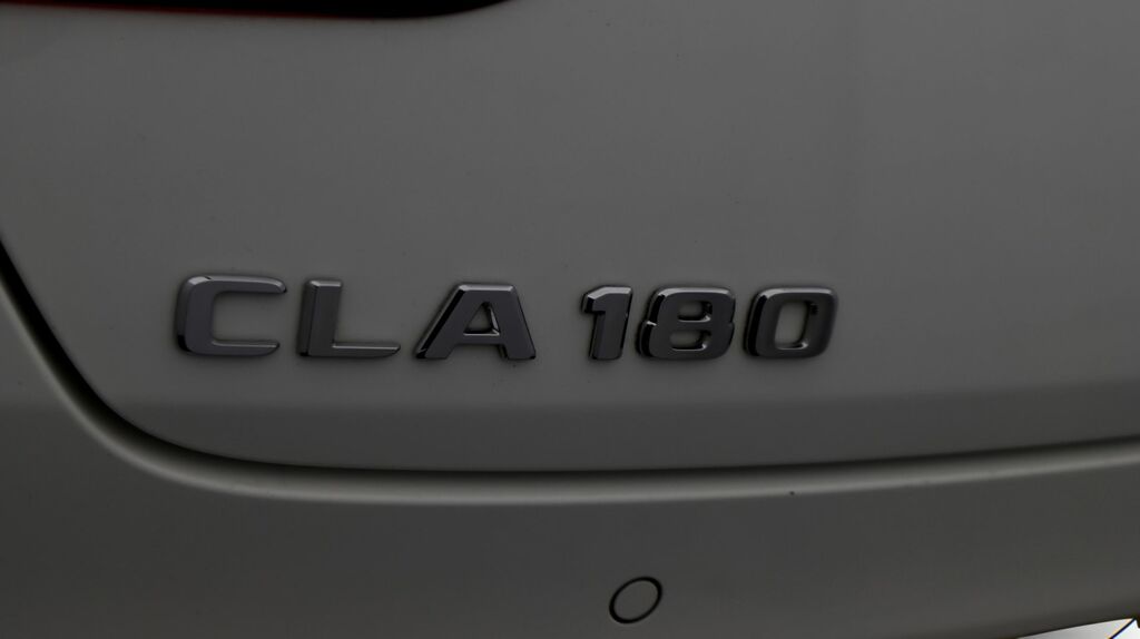 Mercedes-Benz CLA Class Cla 180 Amg Line Premium White #21