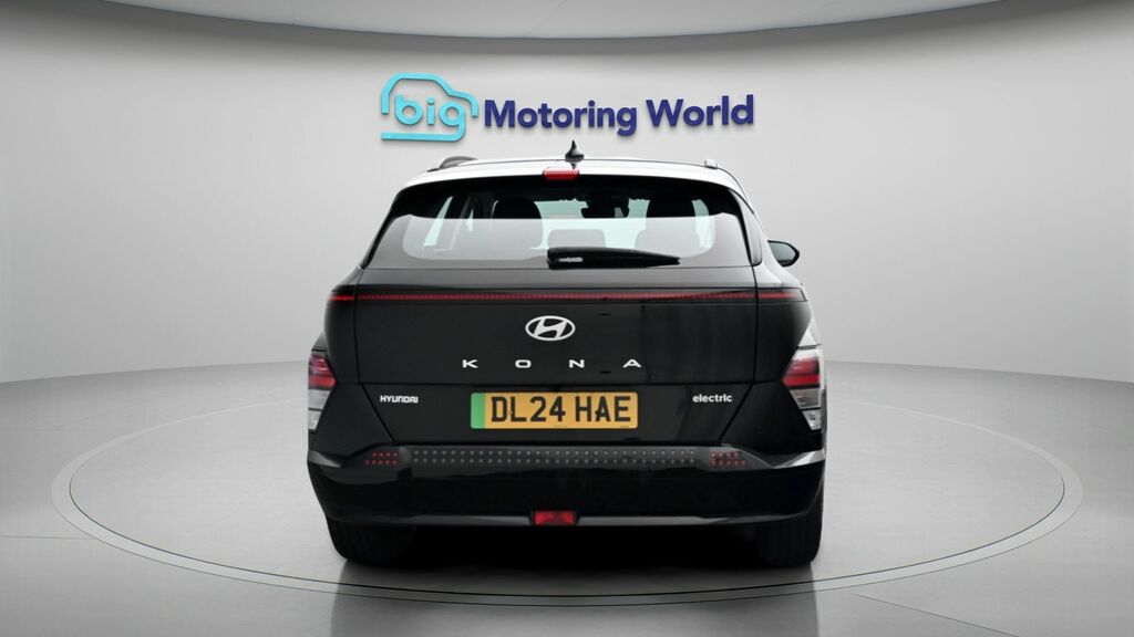 Hyundai Kona Advance Black #6