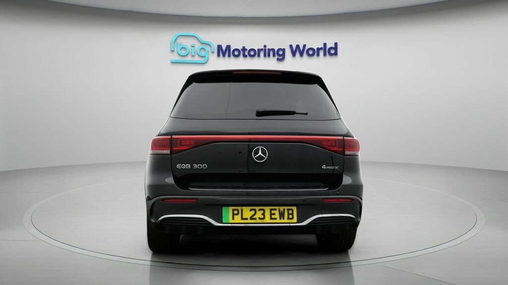 Mercedes-Benz EQB Amg Line Black #6