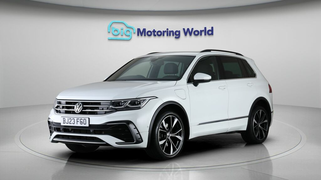 Volkswagen Tiguan R-line White #3