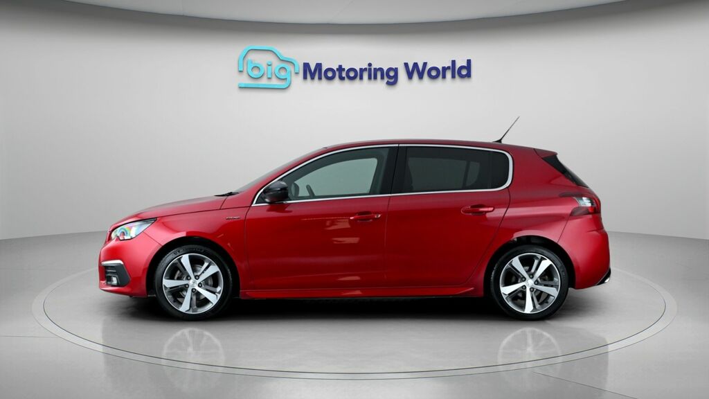 Peugeot 308 Gt Line Red #4