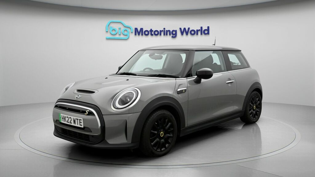 Mini Electric Hatch 135Kw Cooper S Level 3 33Kwh 17In A Green #3