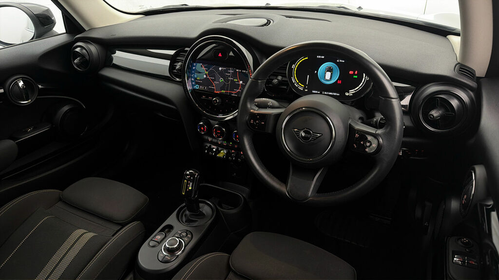Mini Electric Hatch 135Kw Cooper S Level 3 33Kwh 17In A Green #9