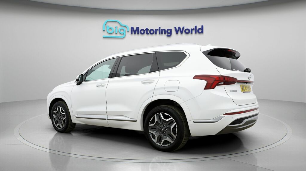 Hyundai Santa Fe Ultimate MC73LNX White #5
