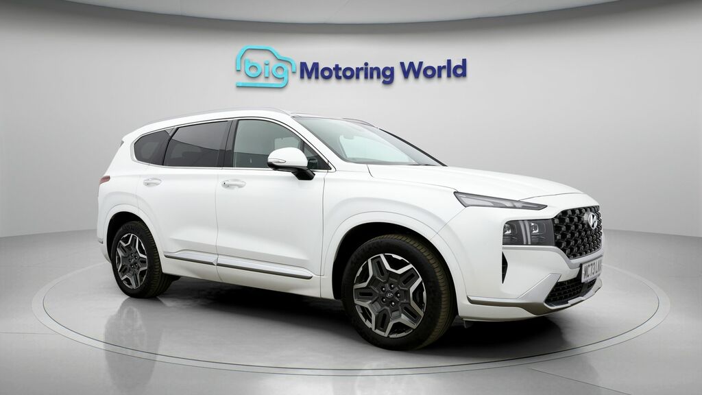 Hyundai Santa Fe Ultimate White