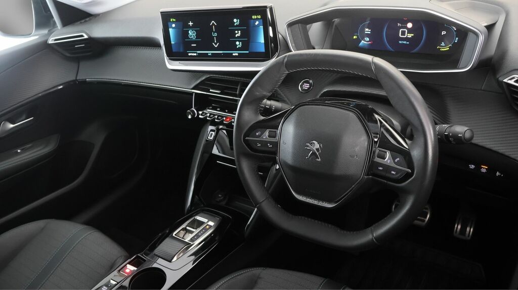 Peugeot e-208 1.2 Puretech Allure Premium Hatchback  #9