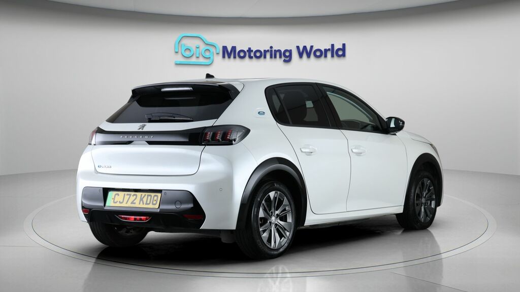 Peugeot e-208 1.2 Puretech Allure Premium Hatchback  #7