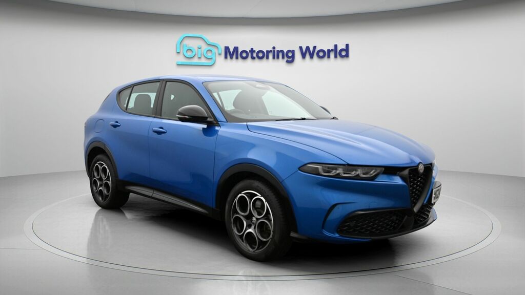 Alfa Romeo Tonale Sprint Blue
