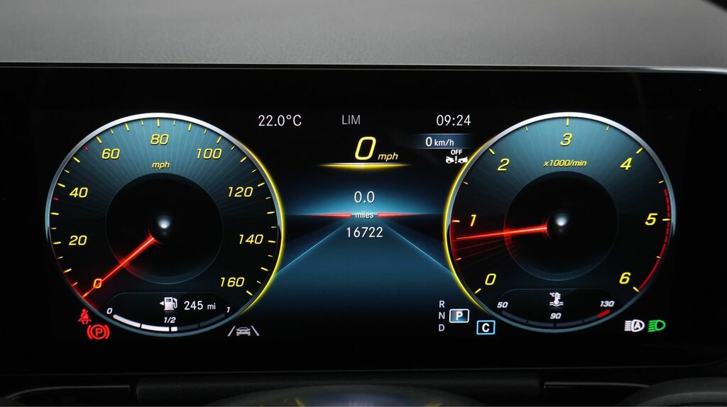 Mercedes-Benz GLA Class Gla 200 Amg Lne Prem Ngt Ed A Black #10