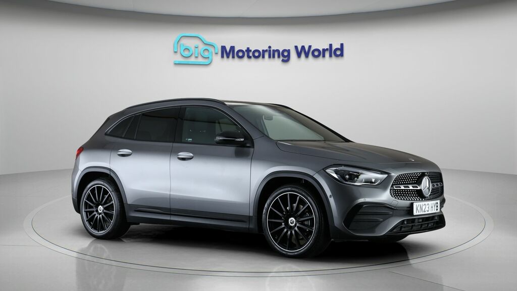 Mercedes-Benz GLA Class Amg Line Night Edition Grey