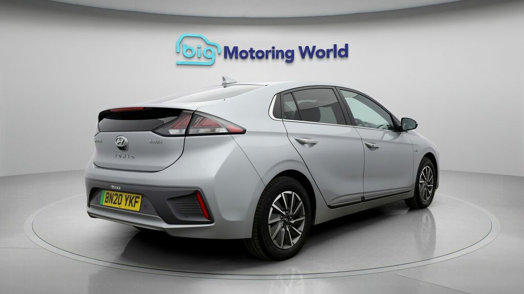 Hyundai Ioniq Premium Blue #7