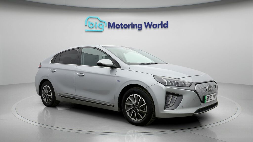 Hyundai Ioniq Premium Se Silver