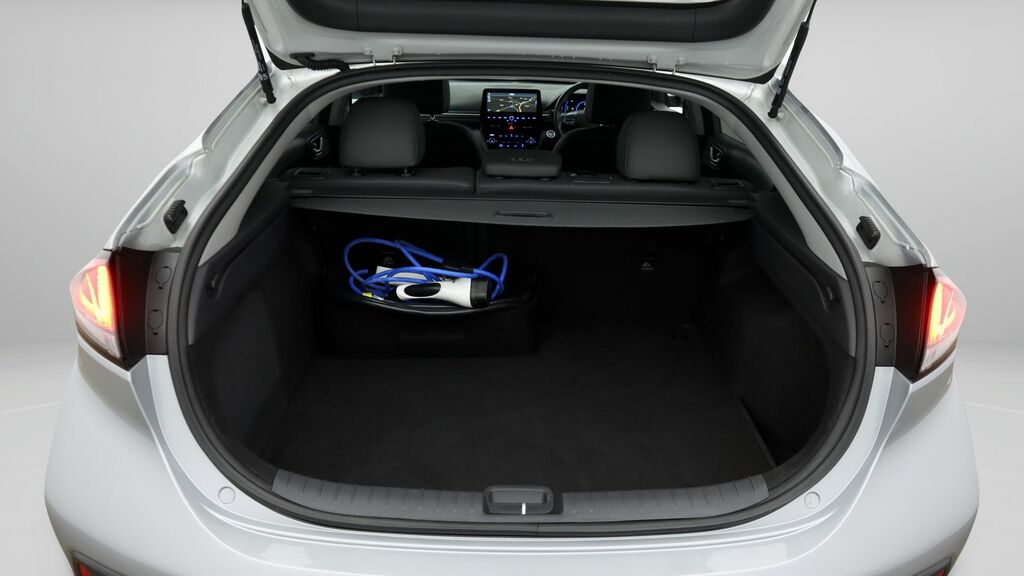 Hyundai Ioniq Premium Blue #17