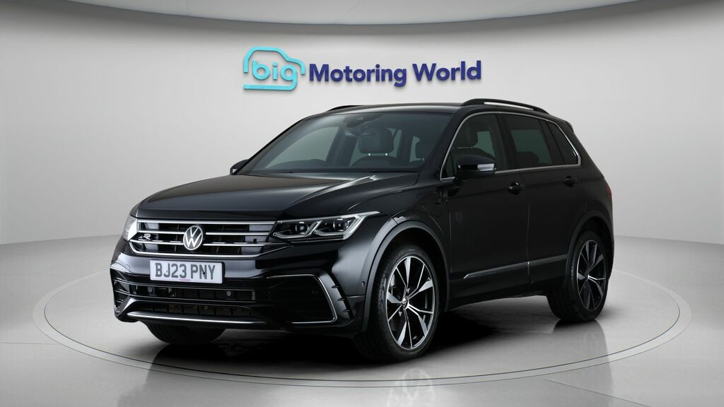 Volkswagen Tiguan R-line Black #3