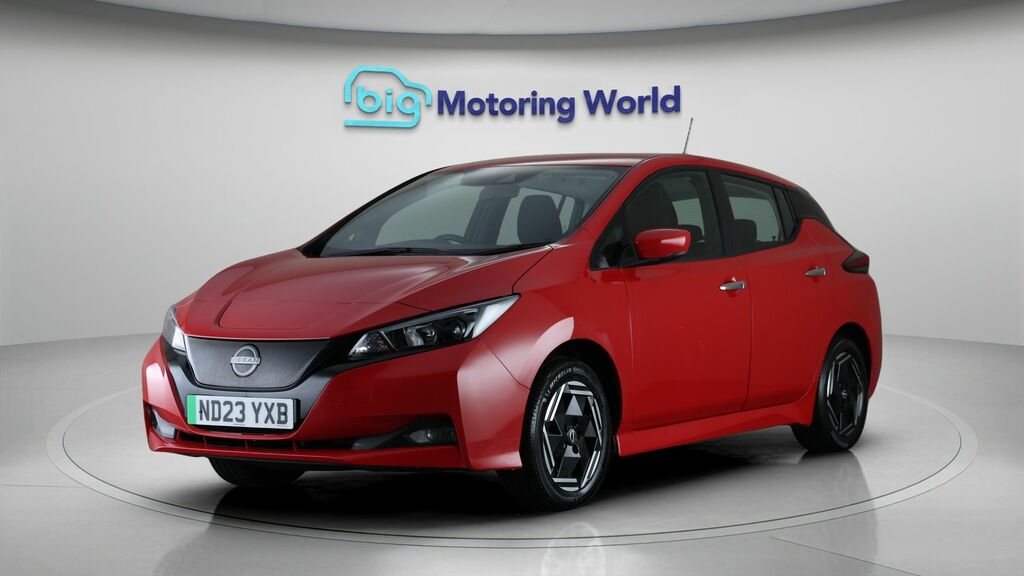 Nissan Leaf Acenta Red #3