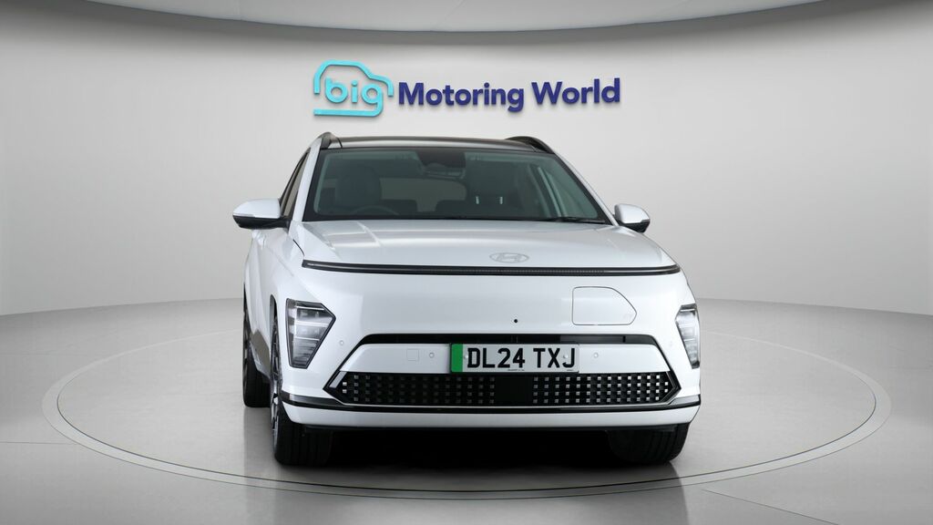 Hyundai Kona Ultimate White #2