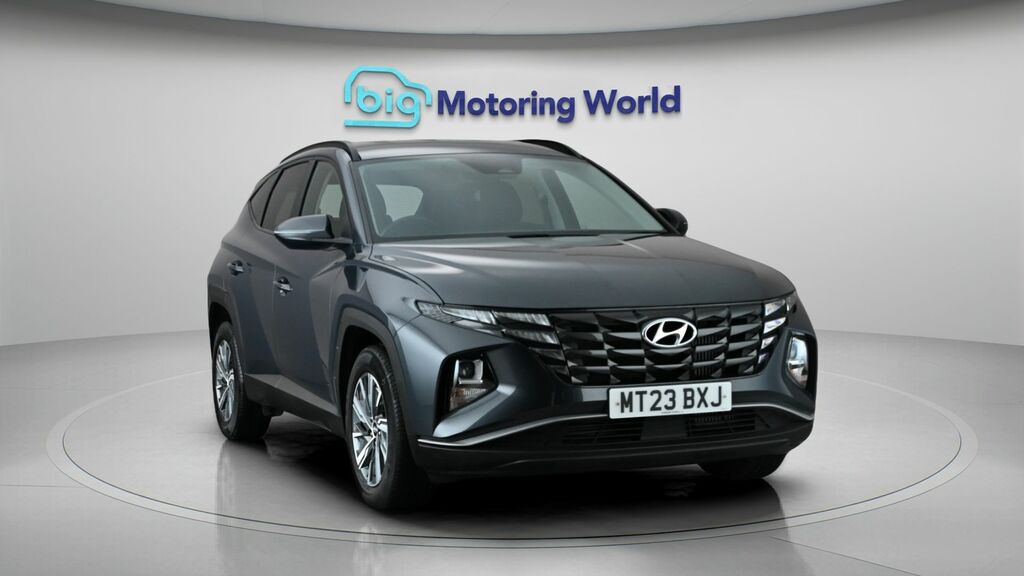Hyundai Tucson Se Connect Grey #2