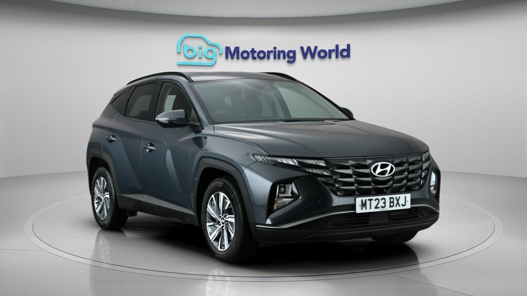 Hyundai Tucson Se Connect Grey