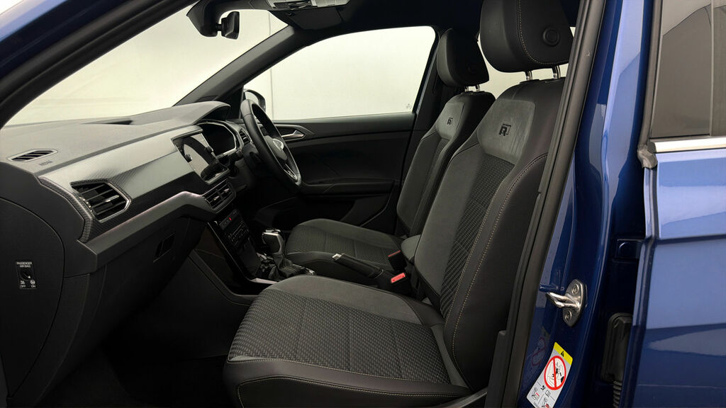 Volkswagen T-Cross 1.0 Tsi 95Ps Active Hatchback Blue #13