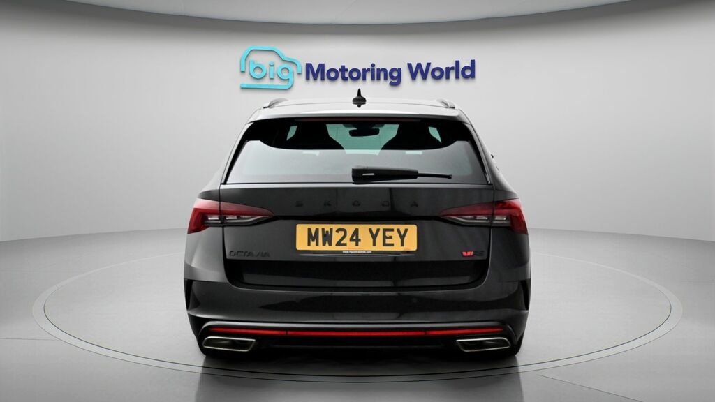 Skoda Octavia Vrs Black #6