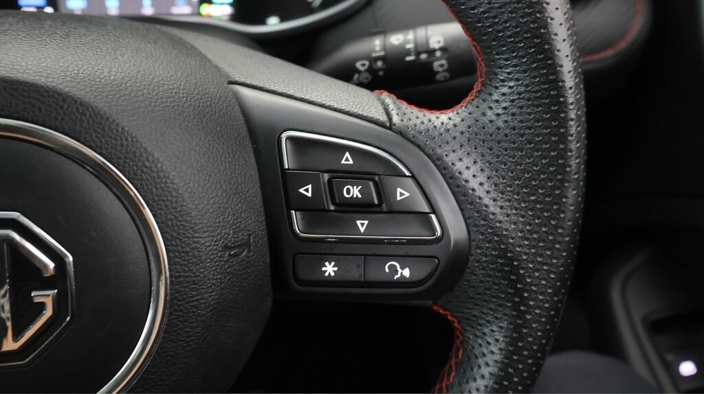 MG ZS 1.0 T Gdi Exclusive Suv Red #21