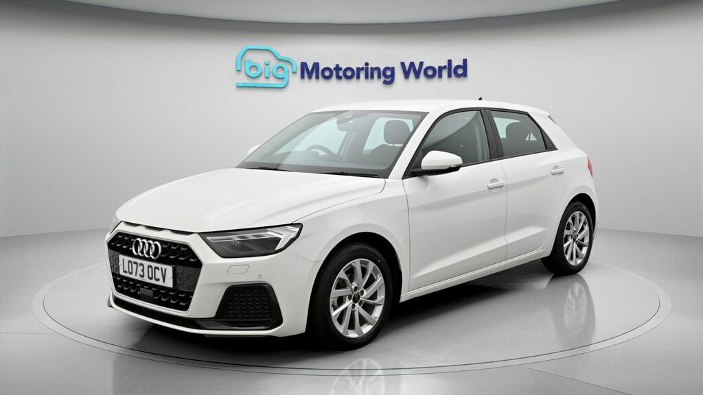 Audi A1 Sport LO73OCV White #3