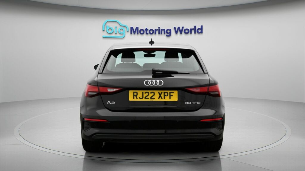 Audi A3 Technik Black #6