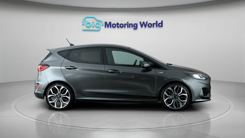 Ford Fiesta Fiesta Titanium T Silver #8