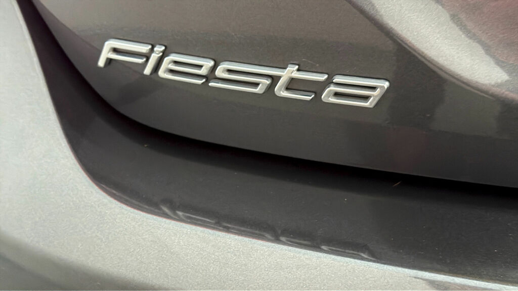 Ford Fiesta Fiesta Titanium T Silver #21