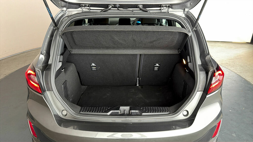 Ford Fiesta Fiesta Titanium T Silver #16