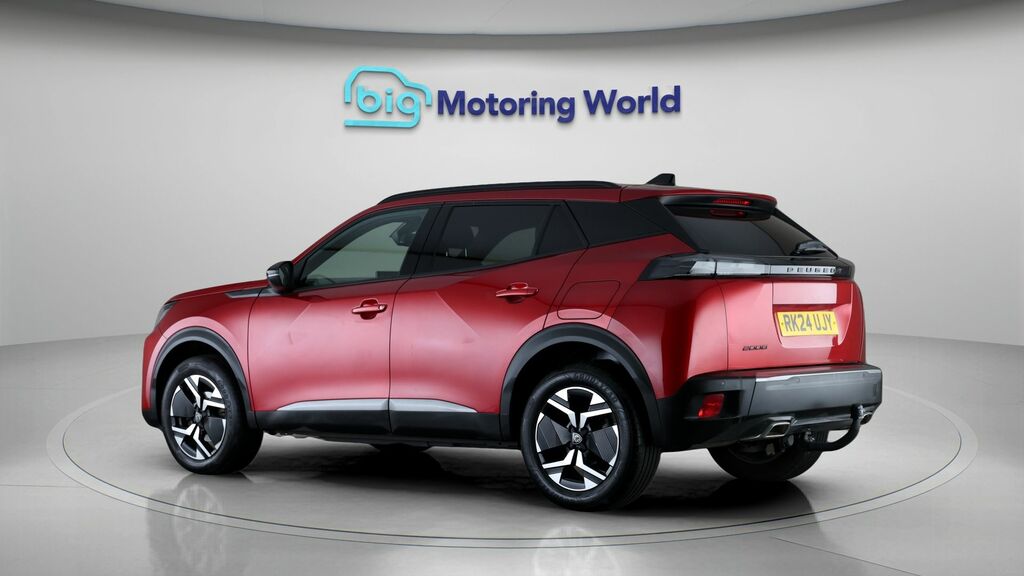 Peugeot 2008 Allure Red #5