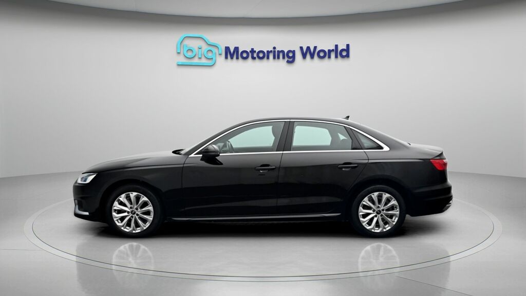 Audi A4 Sport Black #4