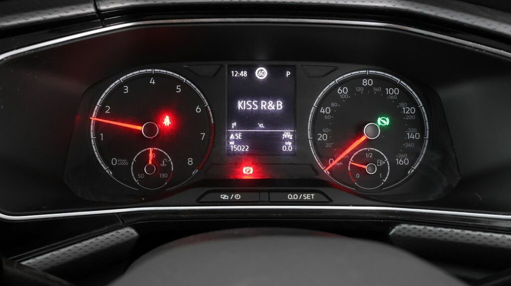 Volkswagen T-Cross 1.0 Tsi 95Ps Active Hatchback Black #9
