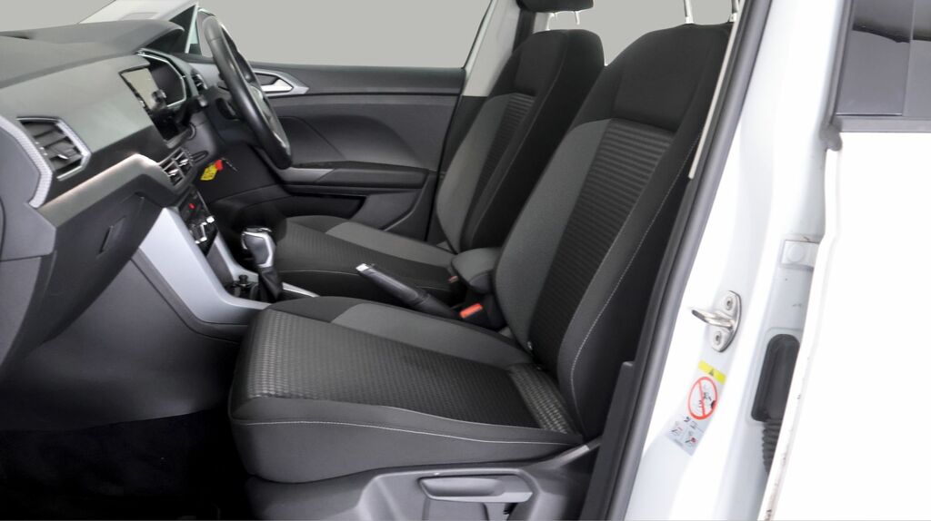 Volkswagen T-Cross 1.0 Tsi 95Ps Active Hatchback Black #12