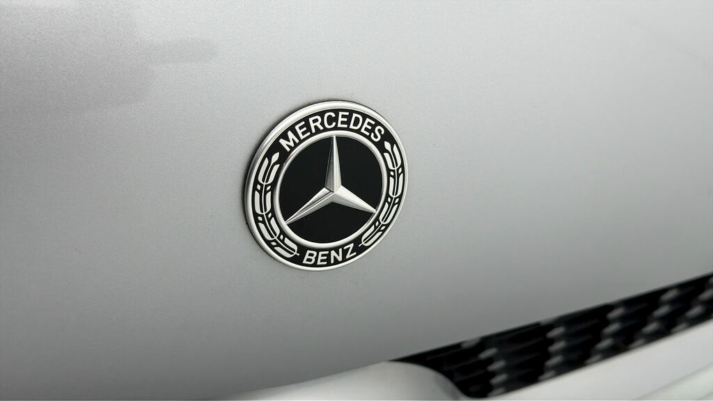 Mercedes-Benz V Class Mpv Amg Premium 202171 Grey #20