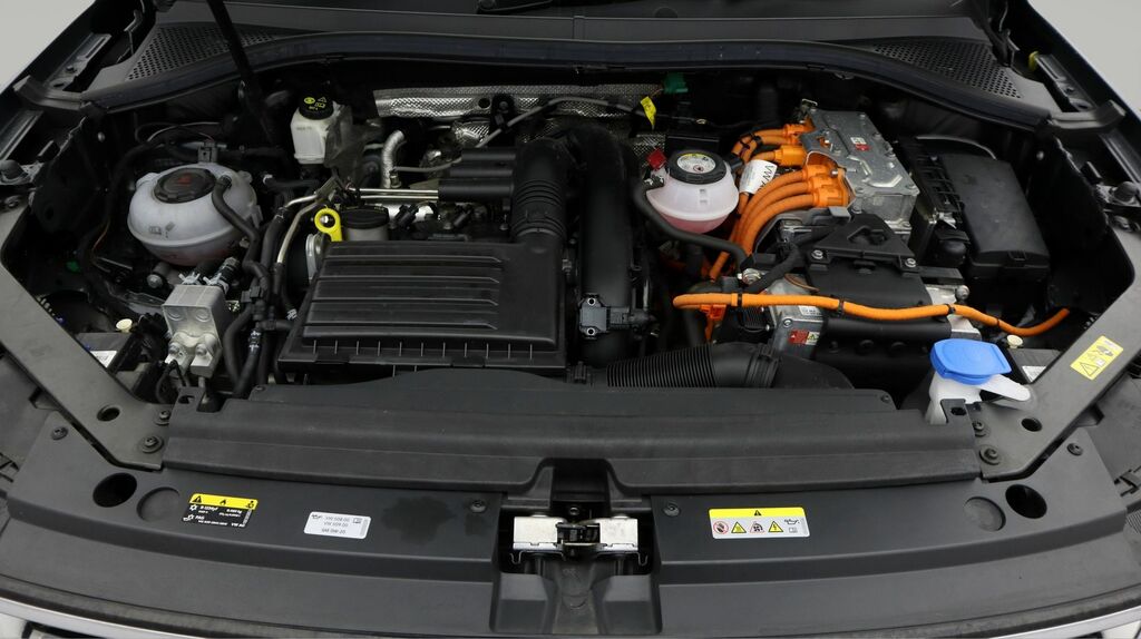Volkswagen Tiguan R-line Grey #19