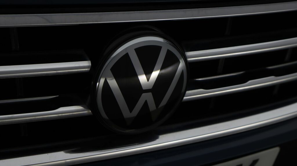 Volkswagen Tiguan R-line Grey #20