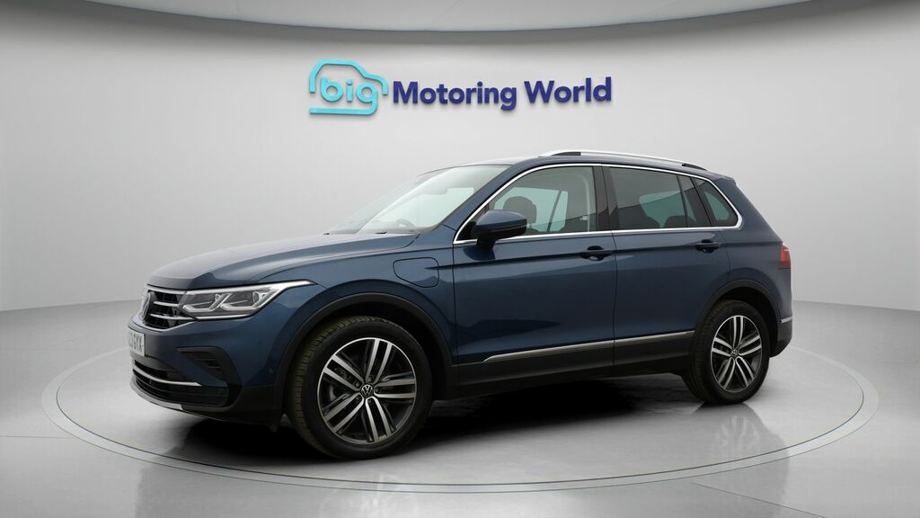 Volkswagen Tiguan Elegance Blue #3