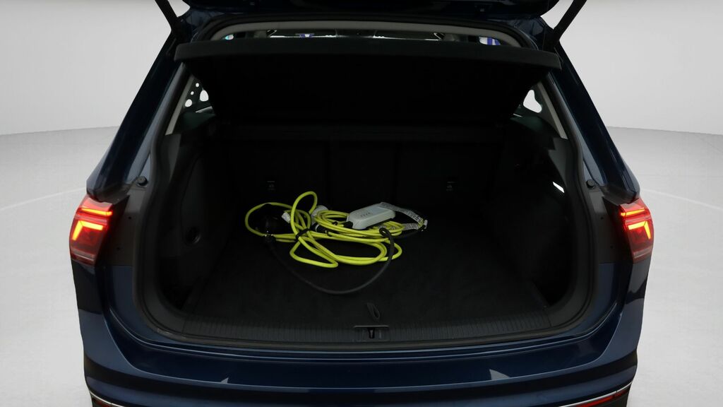 Volkswagen Tiguan R-line Grey #17