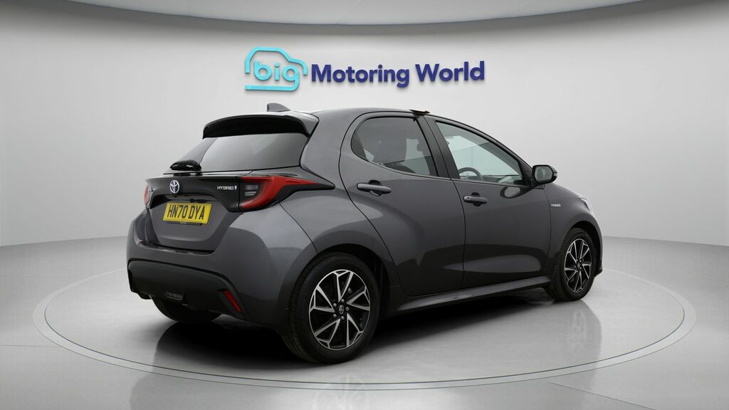 Toyota Yaris 1.6 Awd Circuit Pack White #7