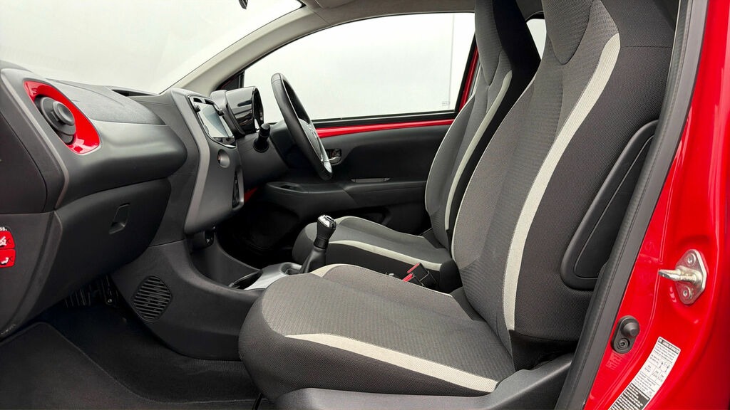 Toyota Aygo X Exclusive Blue #13