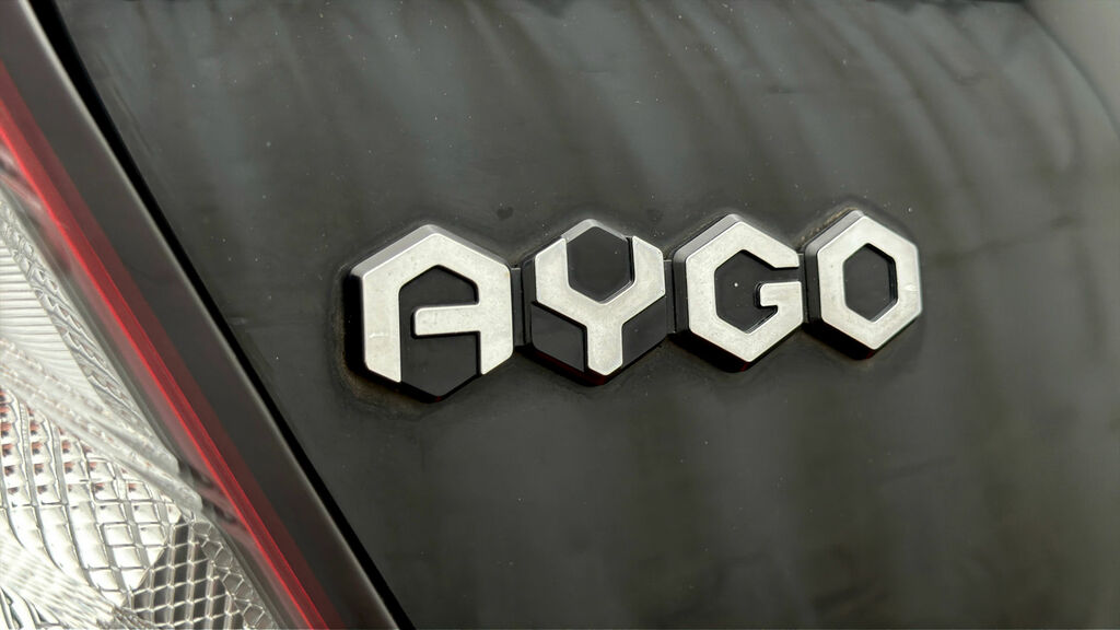 Toyota Aygo X Exclusive Blue #19