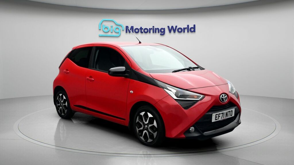 Toyota Aygo X X-trend Red