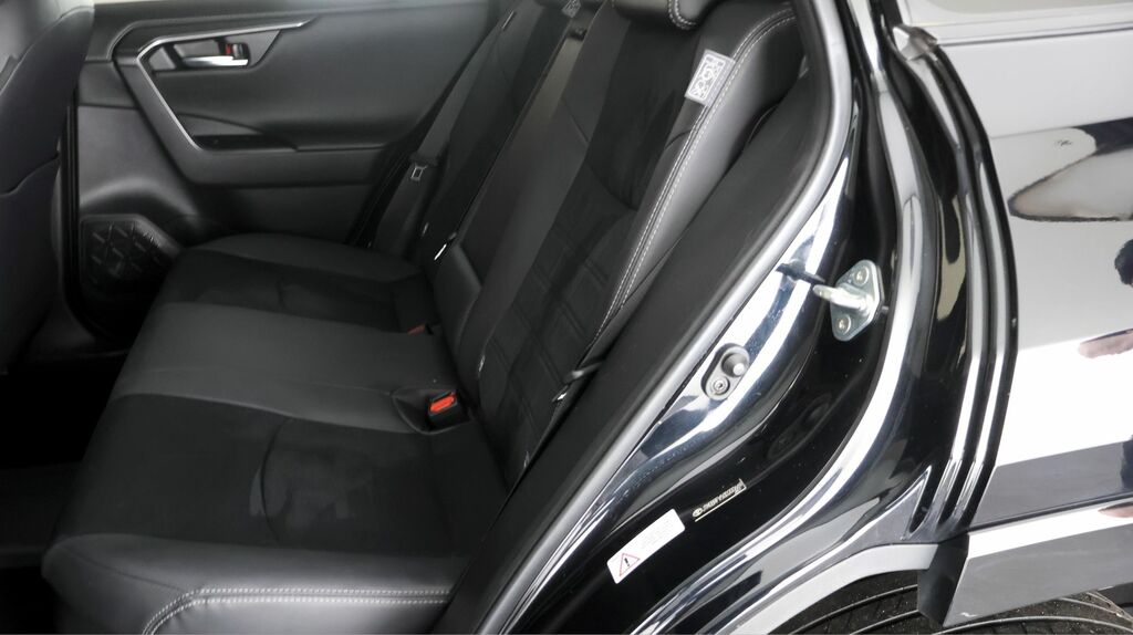 Toyota Rav 4 Gr Sport White #16