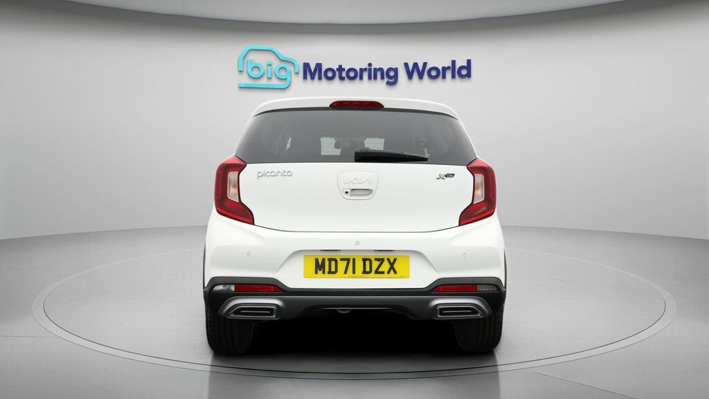 Kia Picanto X-line S White #6